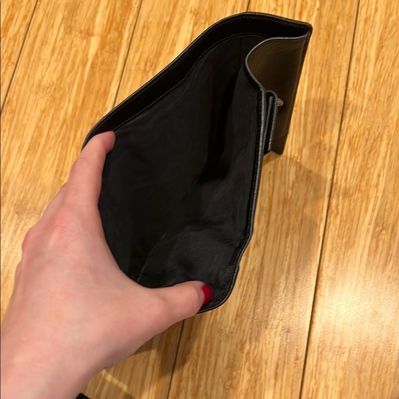 Prada Saffiano Triangle Flap Wallet Black - Picture 4 of 10